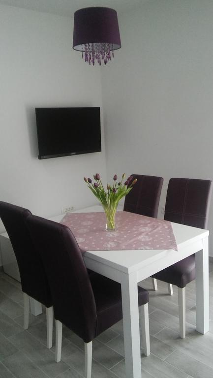 Apartment Vedran Kastela Exterior photo